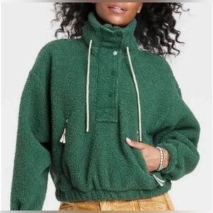 Universal Thread Green Fleece Pullover